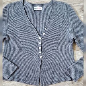 Gee Loretta ITALY Ribbed V-Neck Button Front Cardigan Sweater, S/M, New